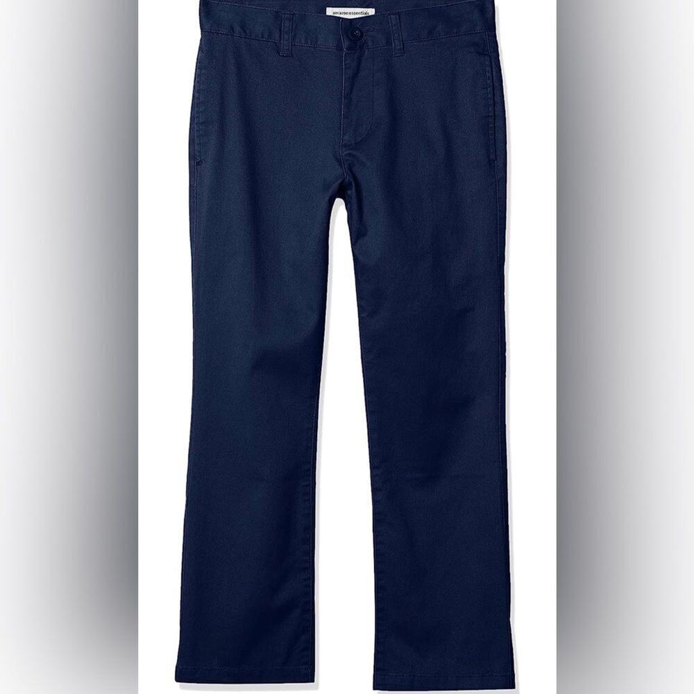 Amazon Essentials Boys Uniform Straight-Fit Flat-Front Chino Pant Size 6 (883)